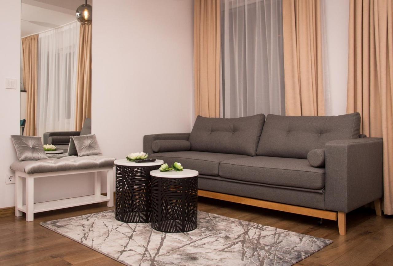 Pension Delia Gardens Тимишоара Екстериор снимка